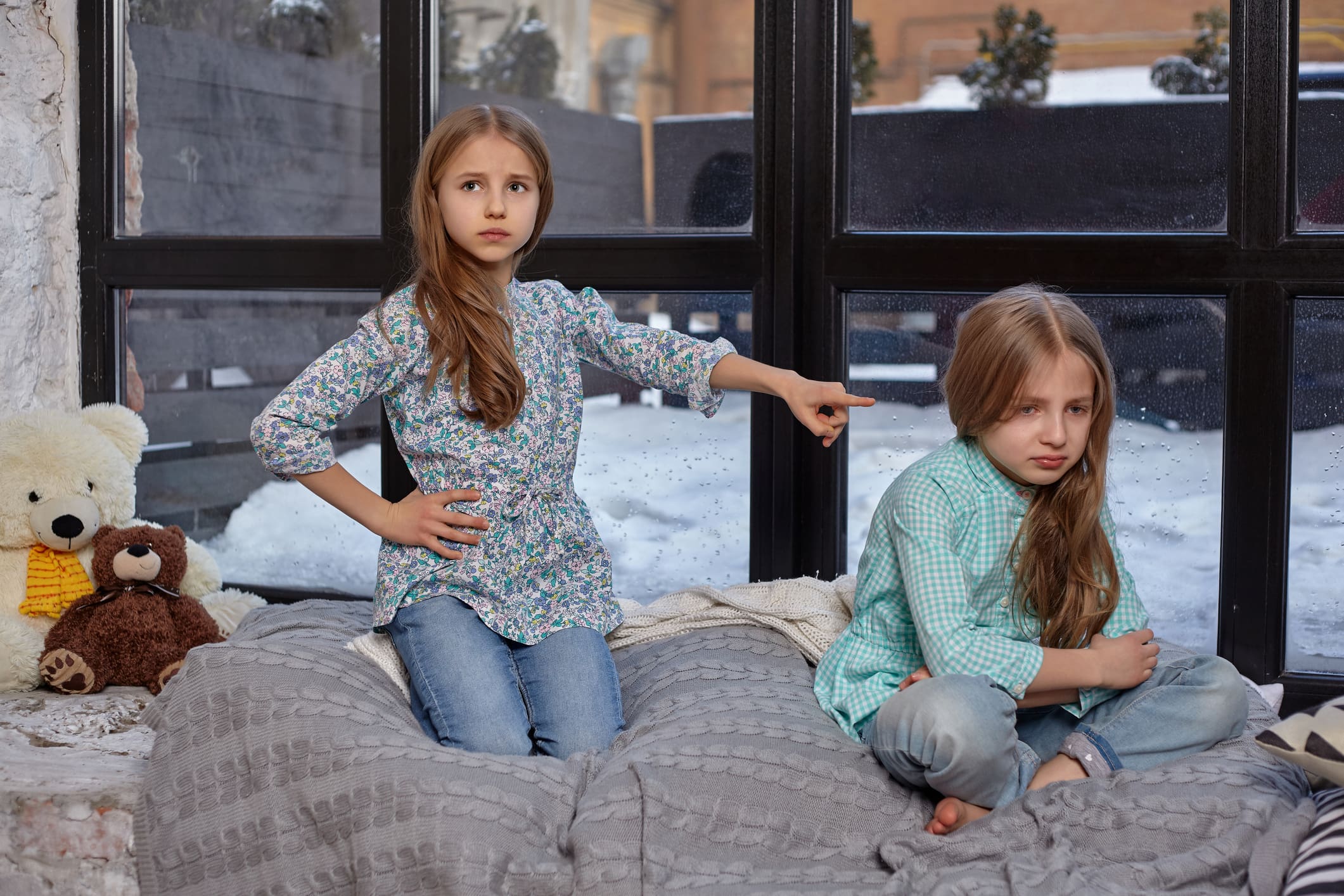 tattling vs telling