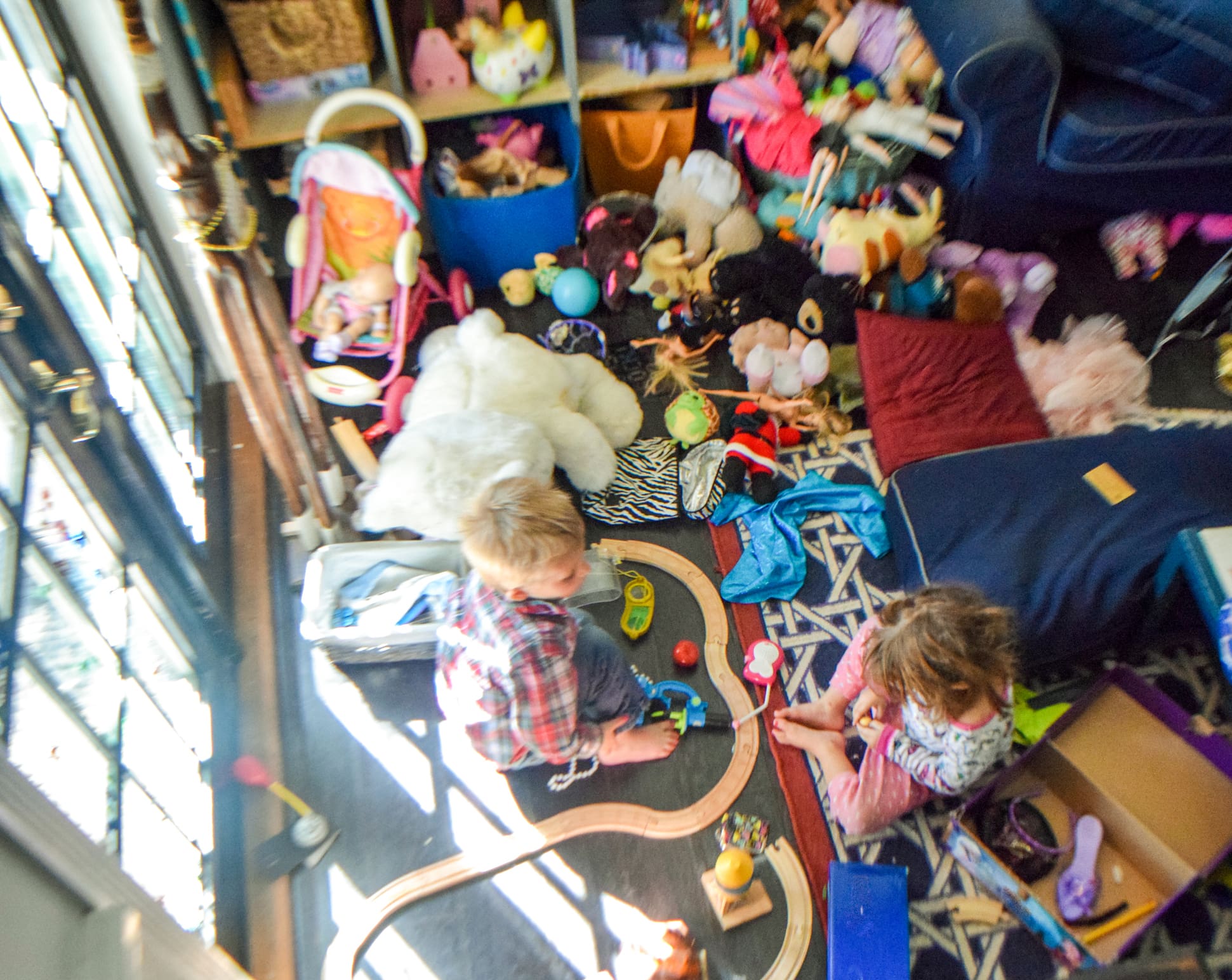 children hoarding